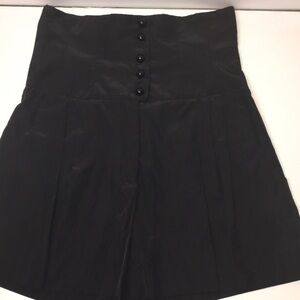 Zara Basic shorts high waisted with buttons 2 pockets on front functional
